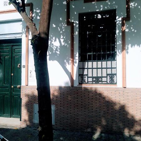 Wish Suite Barrio De Leon En Triana Seville Exterior photo
