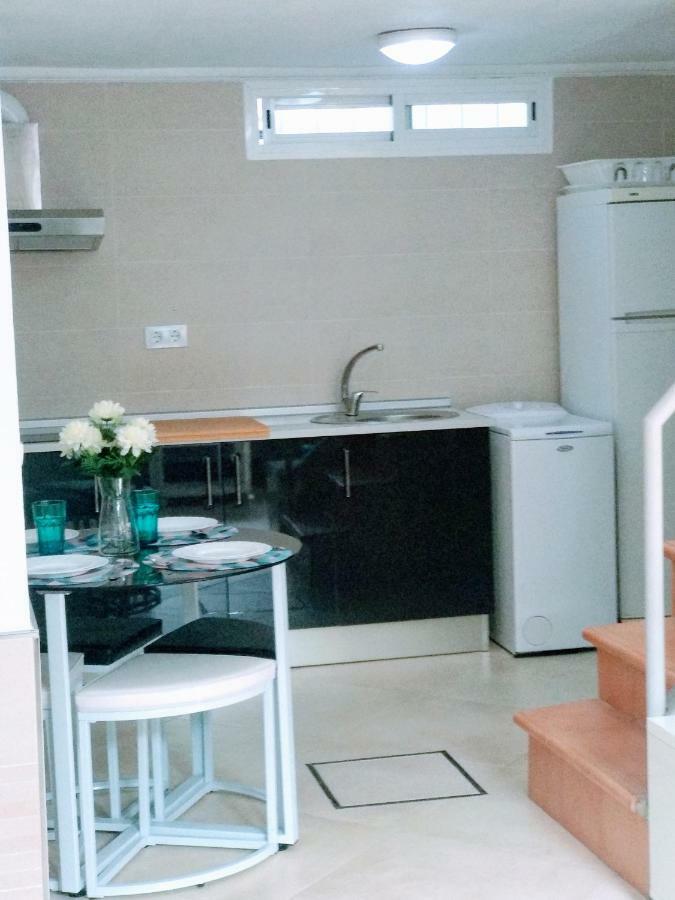 Wish Suite Barrio De Leon En Triana Seville Exterior photo