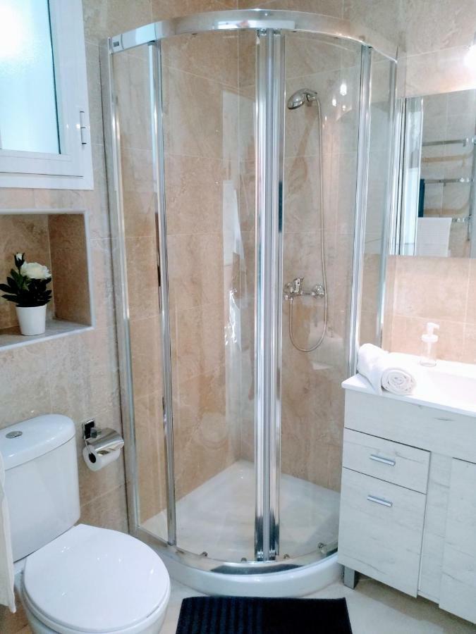 Wish Suite Barrio De Leon En Triana Seville Exterior photo