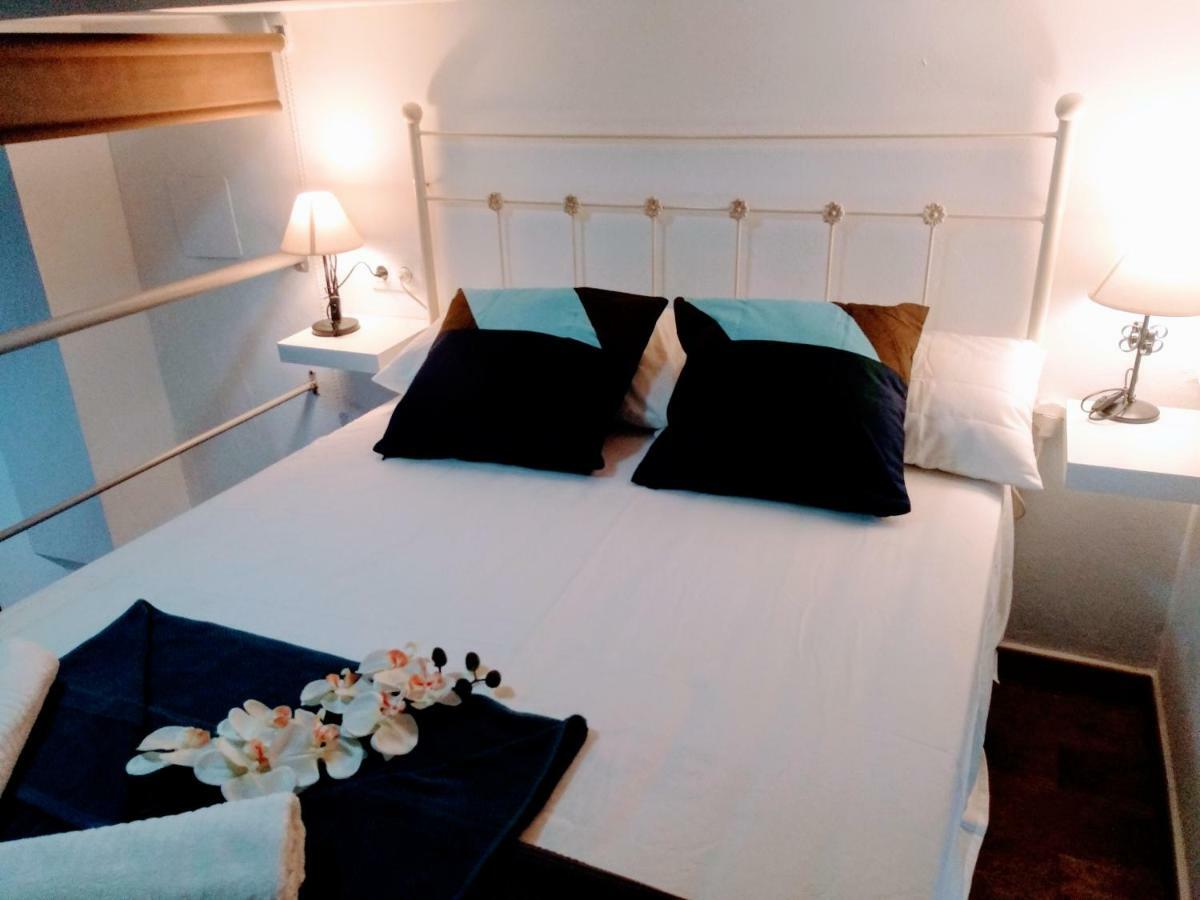 Wish Suite Barrio De Leon En Triana Seville Exterior photo