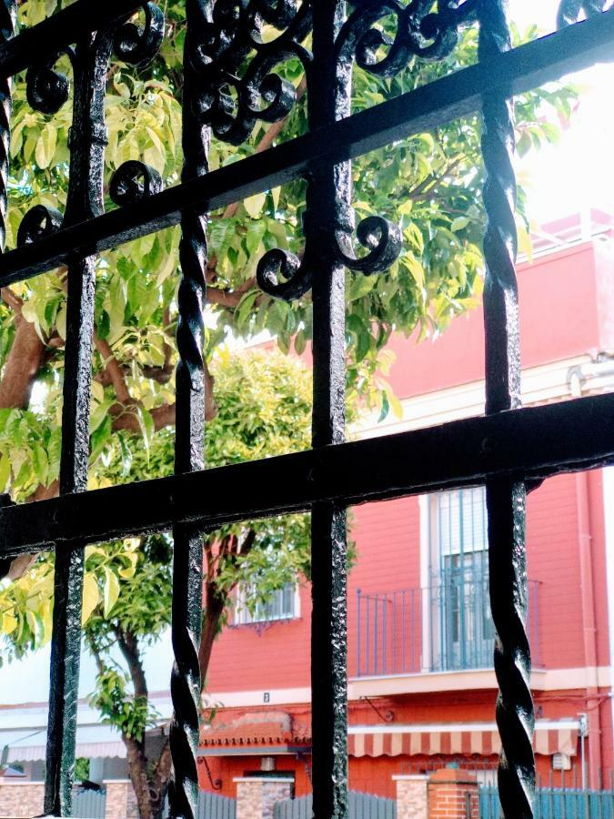Wish Suite Barrio De Leon En Triana Seville Exterior photo