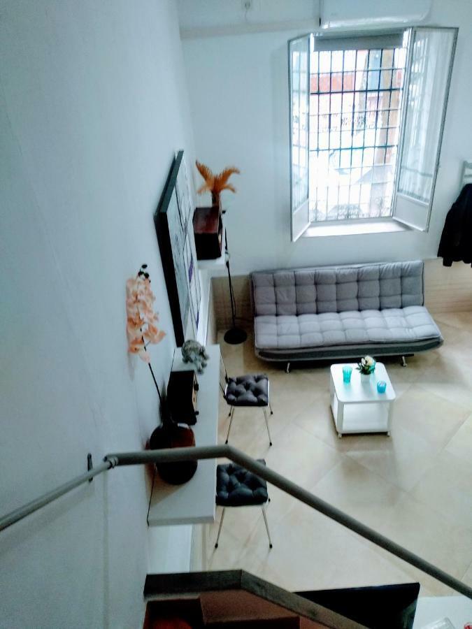 Wish Suite Barrio De Leon En Triana Seville Exterior photo